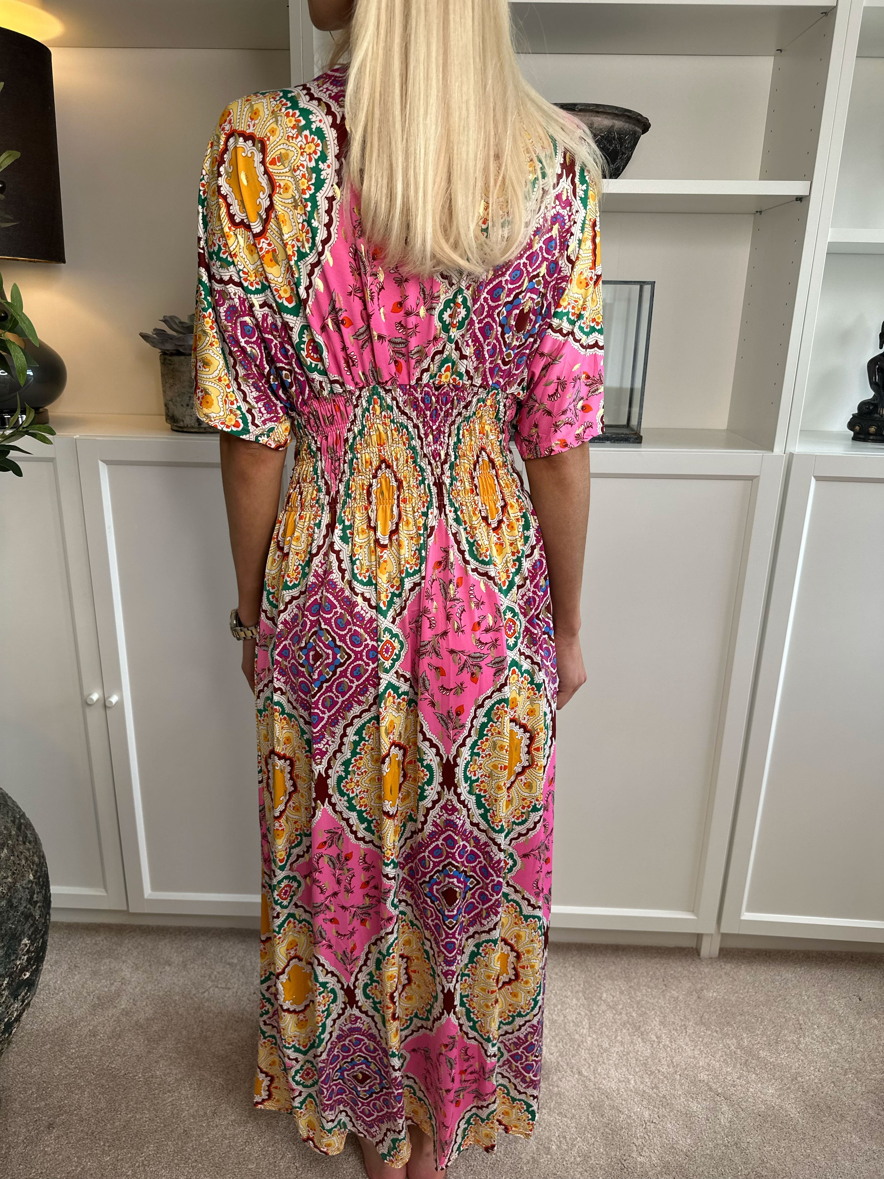 Pams Multi - Lang elastisk kjole i krølfrit stof